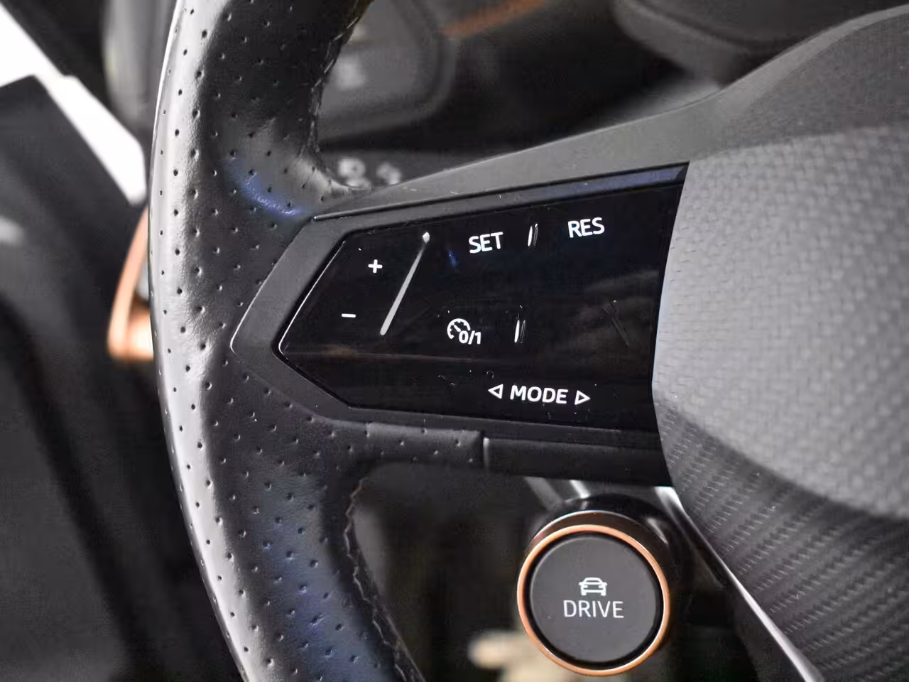 Cupra Born Copper Edition 82kWh l WLTP tot 556km l Camera l Stoel/stuurverwarming l Half Leder l 19"