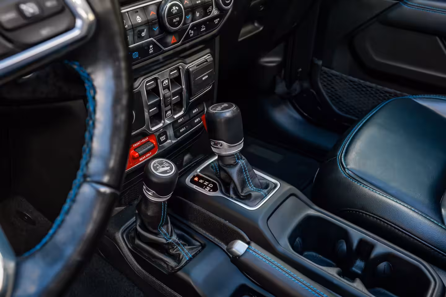 Jeep Wrangler Unlimited 4xe 380 Rubicon l Elekt. Schuifdak l Stoel/Stuurverwarming l Leder l Dodehoek Assist l LED