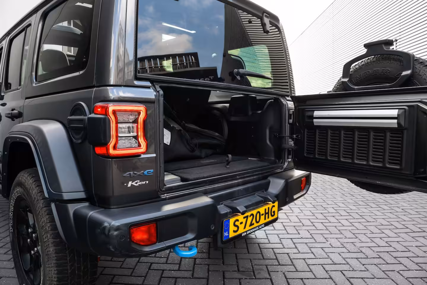 Jeep Wrangler Unlimited 4xe 380 Rubicon l Elekt. Schuifdak l Stoel/Stuurverwarming l Leder l Dodehoek Assist l LED
