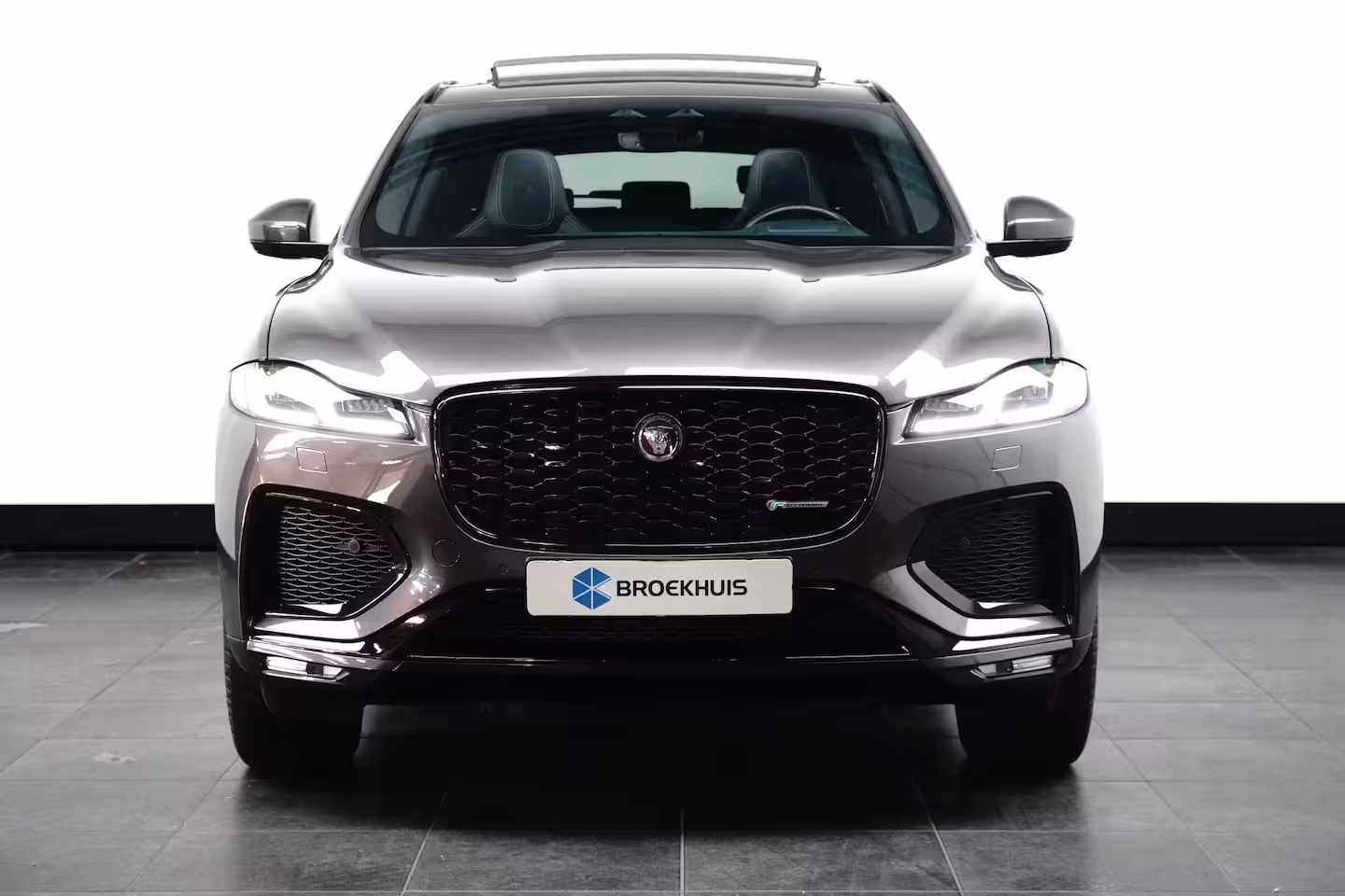 Jaguar F-Pace 2.0 P400e PHEV R-Dynamic HSE l Schaalstoelen l Meridian Sound l Head up d. l Stoelventilat