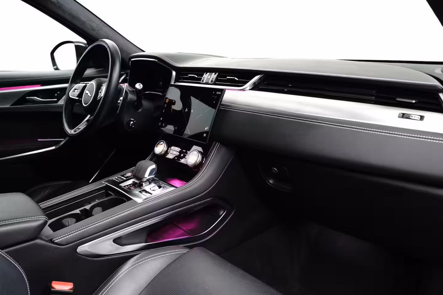 Jaguar F-Pace 2.0 P400e PHEV R-Dynamic HSE l Schaalstoelen l Meridian Sound l Head up d. l Stoelventilat