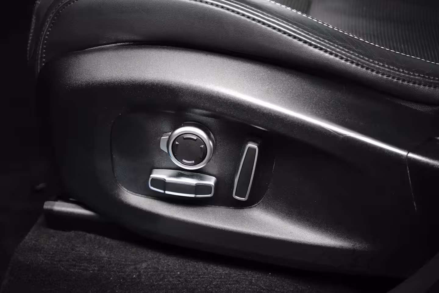 Jaguar F-Pace 2.0 P400e PHEV R-Dynamic HSE l Schaalstoelen l Meridian Sound l Head up d. l Stoelventilat