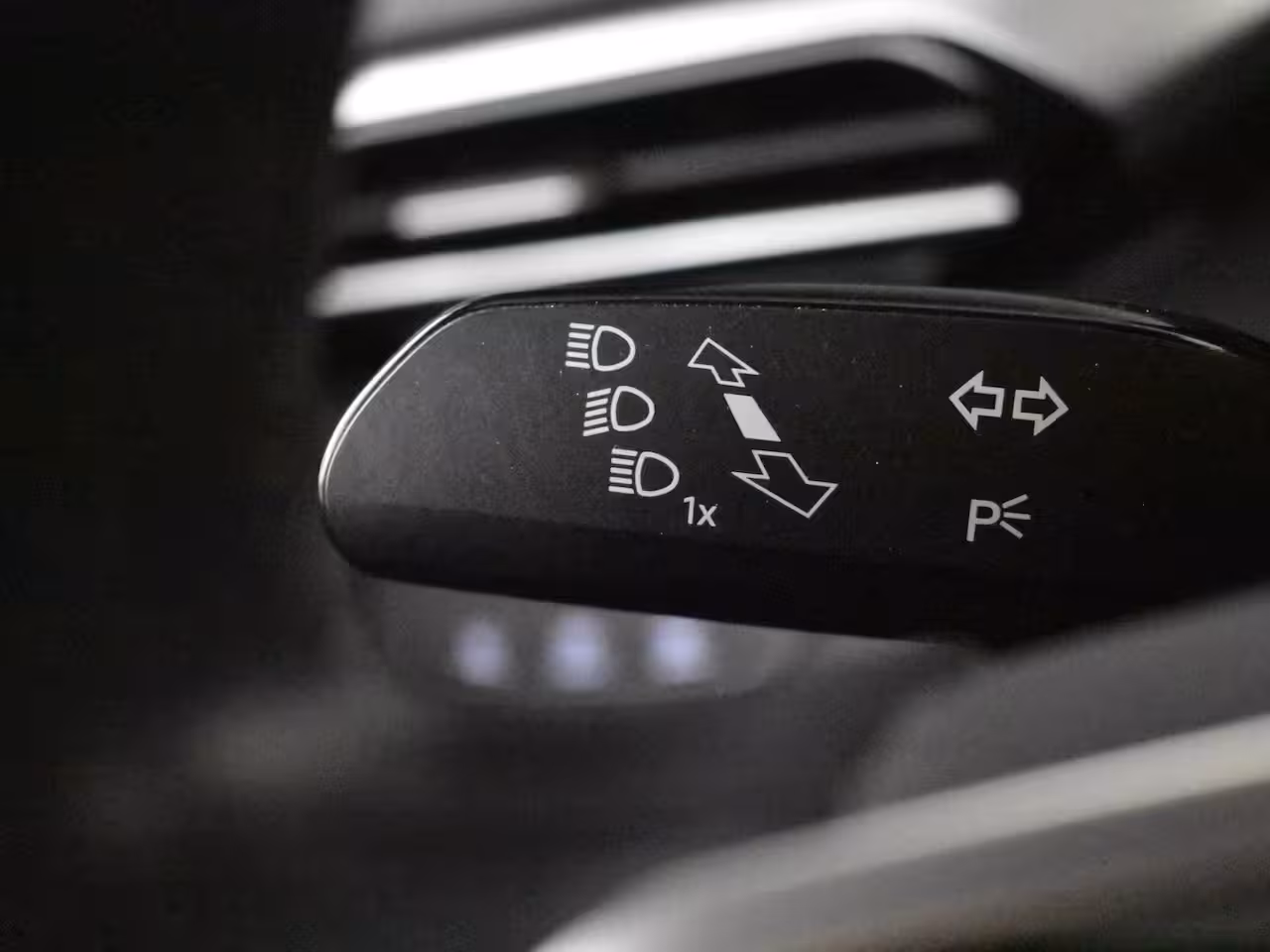 Volkswagen ID.5 Pro Performance 204PK. | Camera | Stoelverwarming l Dynamic Drive Control l SOH 94%| Cruis