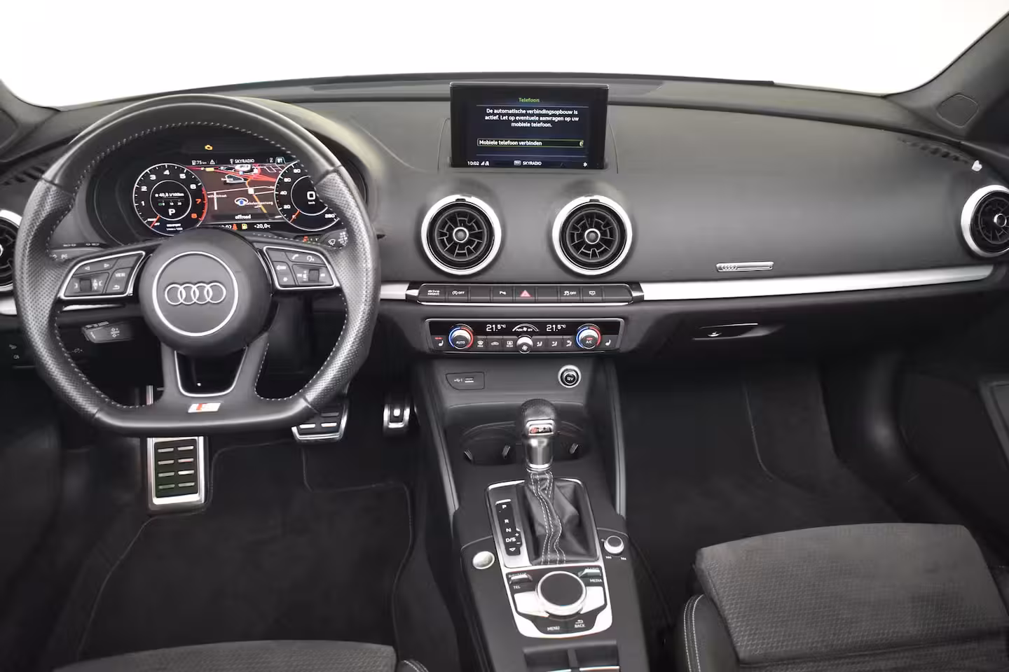 Audi A3 Cabriolet 1.5 TFSI CoD Sport S Line Edition 150PK AUTO | Trekhaak | Achteruitrijcamera | Keyless | D