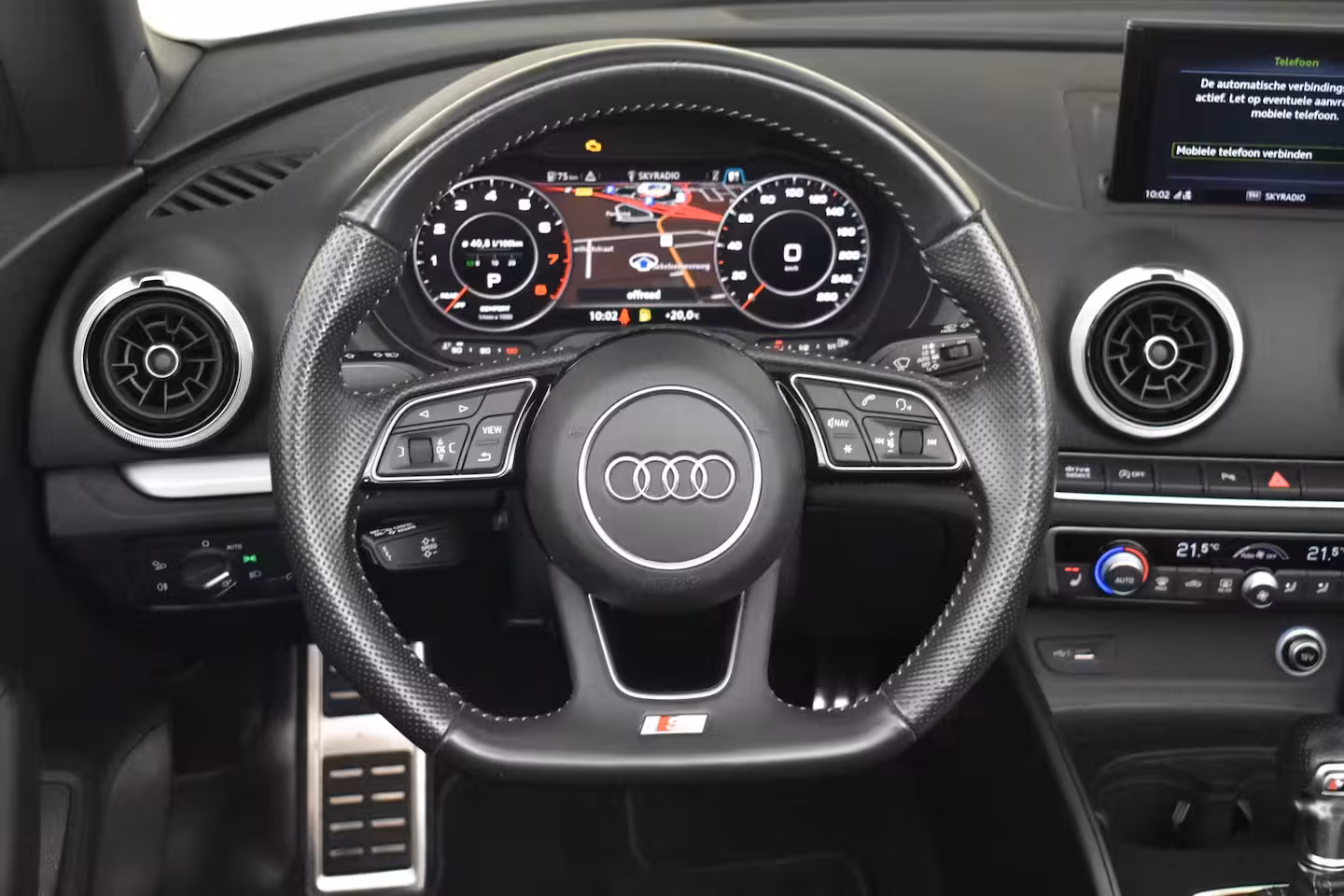 Audi A3 Cabriolet 1.5 TFSI CoD Sport S Line Edition 150PK AUTO | Trekhaak | Achteruitrijcamera | Keyless | D