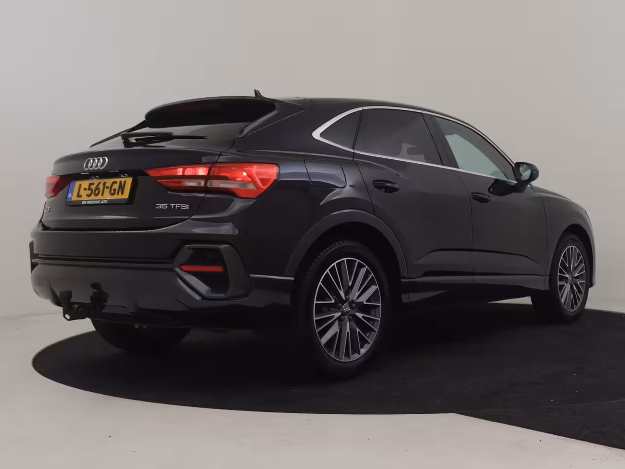 Audi Q3 Sportback 35 TFSI Pro Line S 150 Pk DSG/AUTO | Dealer onderhouden | Trekhaak uitklapbaar | dodehoek