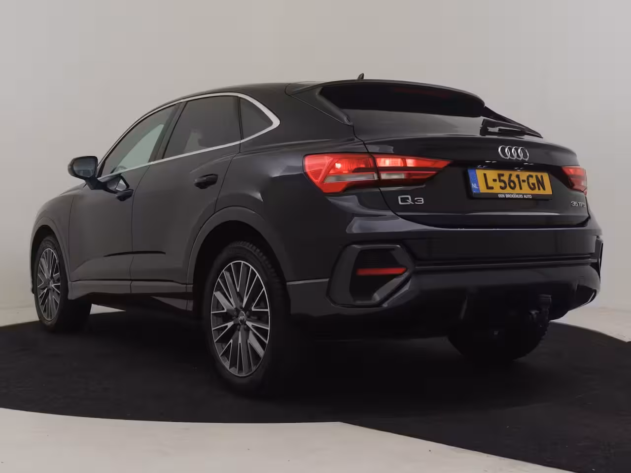 Audi Q3 Sportback 35 TFSI Pro Line S 150 Pk DSG/AUTO | Dealer onderhouden | Trekhaak uitklapbaar | dodehoek