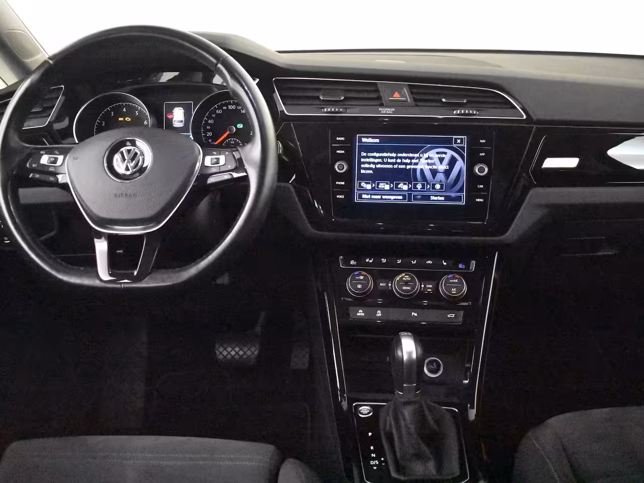 Volkswagen Touran 1.4 TSI Highline 7p 150PK DSG/AUTO | Trekhaak | App connect | Climate contr | PDC | |Cruis