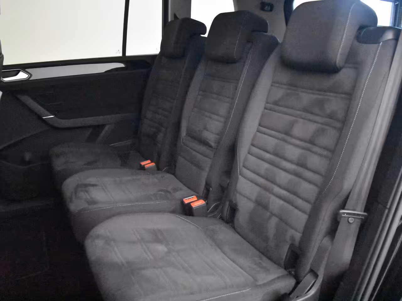 Volkswagen Touran 1.4 TSI Highline 7p 150PK DSG/AUTO | Trekhaak | App connect | Climate contr | PDC | |Cruis