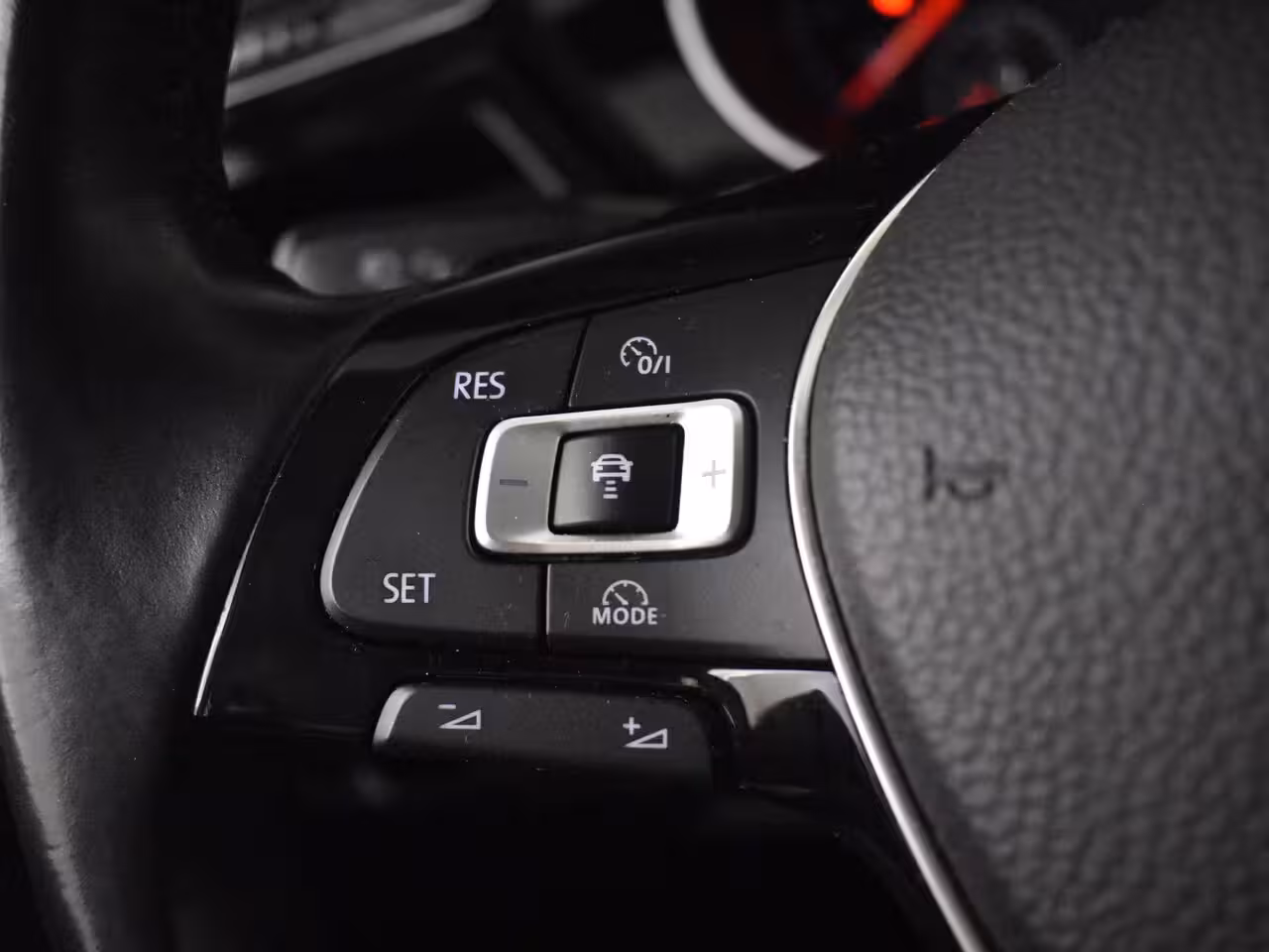 Volkswagen Touran 1.4 TSI Highline 7p 150PK DSG/AUTO | Trekhaak | App connect | Climate contr | PDC | |Cruis