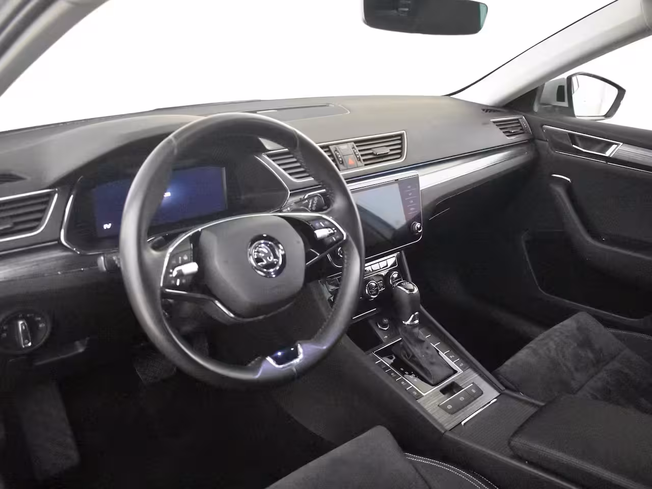 Skoda Superb Combi 1.4 TSI iV Sportline Business 218PK DSG/AUTO l Elektr. Klep l Achteruitrijcamera | App Con