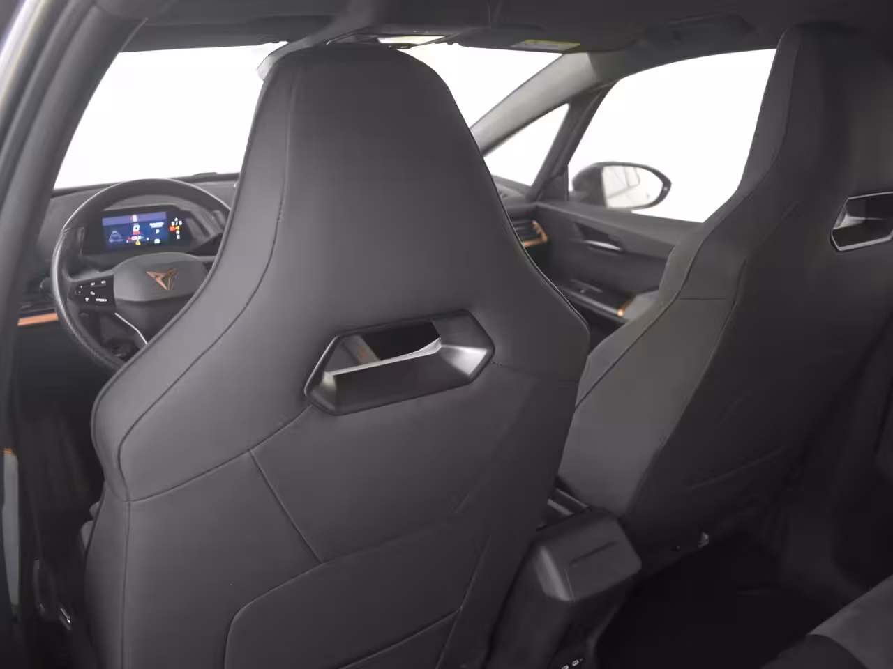 Cupra Born Impulse 62 kWh | Camera | Adapt Cr. Control | 94 % SoH | Stoel/stuurverw | Elekt. Verst. v