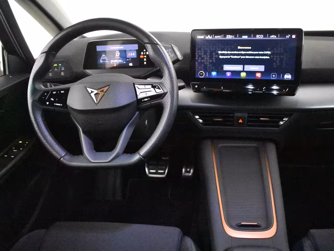 Cupra Born Adrenaline One 62 kWh l Achteruitrijcamera | App connect | Stoel en Stuurverwarming l Navi
