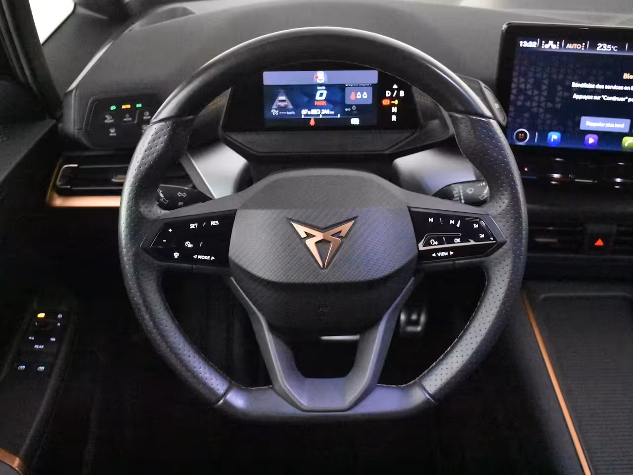 Cupra Born Adrenaline One 62 kWh l Achteruitrijcamera | App connect | Stoel en Stuurverwarming l Navi