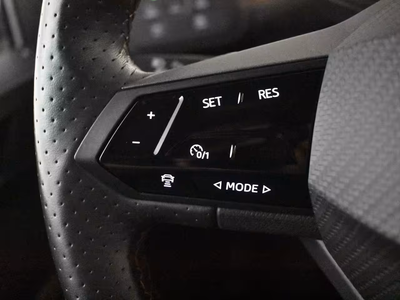 Cupra Born Adrenaline One 62 kWh l Achteruitrijcamera | App connect | Stoel en Stuurverwarming l Navi