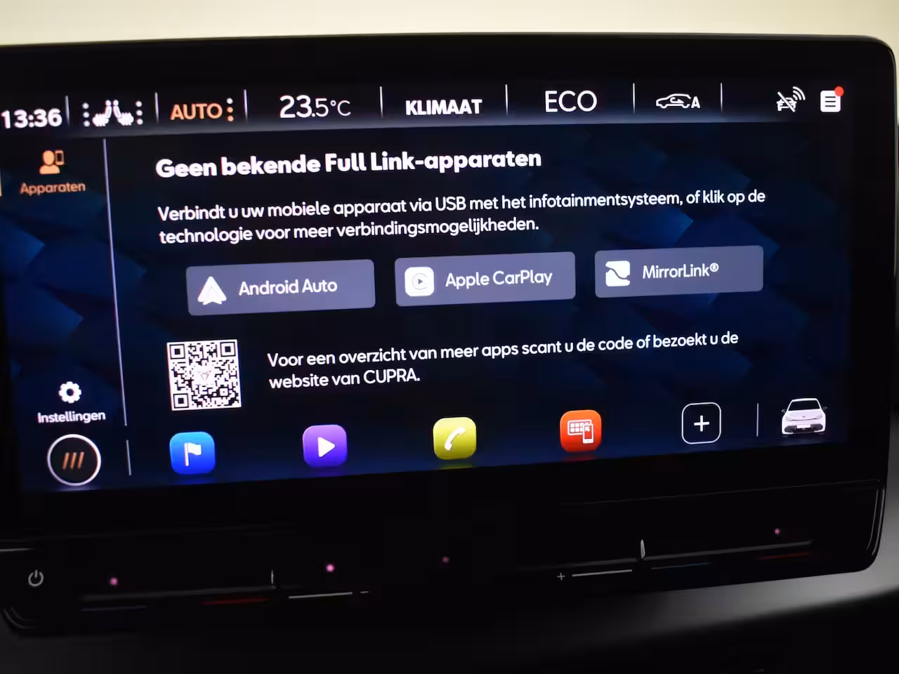 Cupra Born Adrenaline One 62 kWh l Achteruitrijcamera | App connect | Stoel en Stuurverwarming l Navi