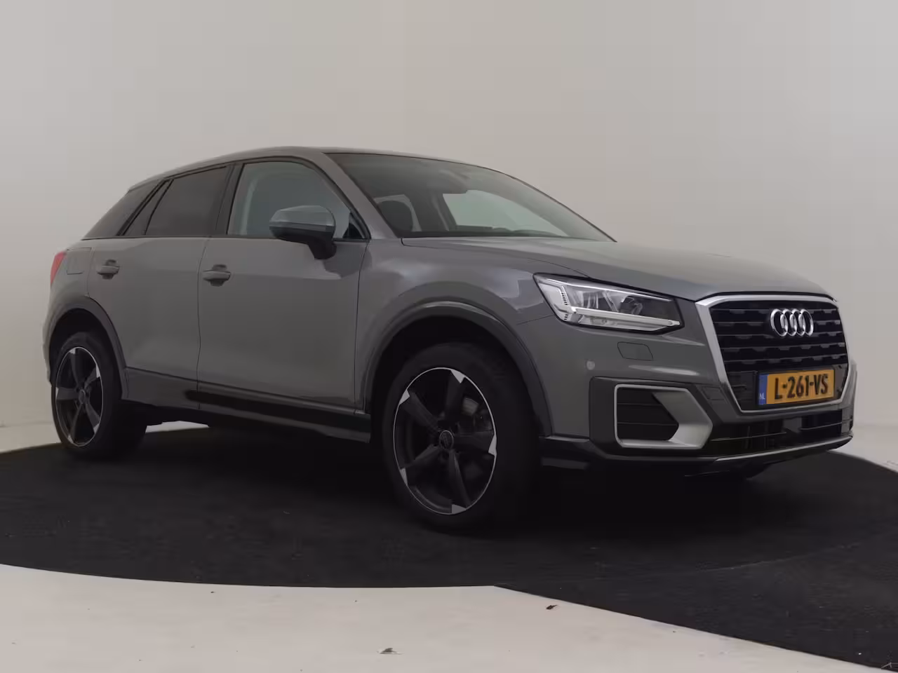 Audi Q2 30 TFSI S Edition l Panorama Dak | Keyless entry/start | Stoelverwarming | Dodehoek detect