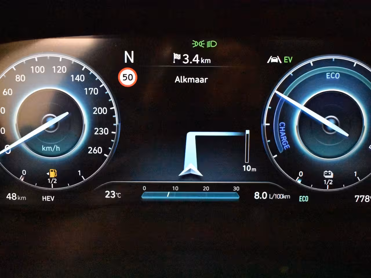 Hyundai Santa Fe 1.6 T-GDI PHEV Premium 265 PK AUTO | Head-up display | Elekt glazen pano-dak | 360 gr Came