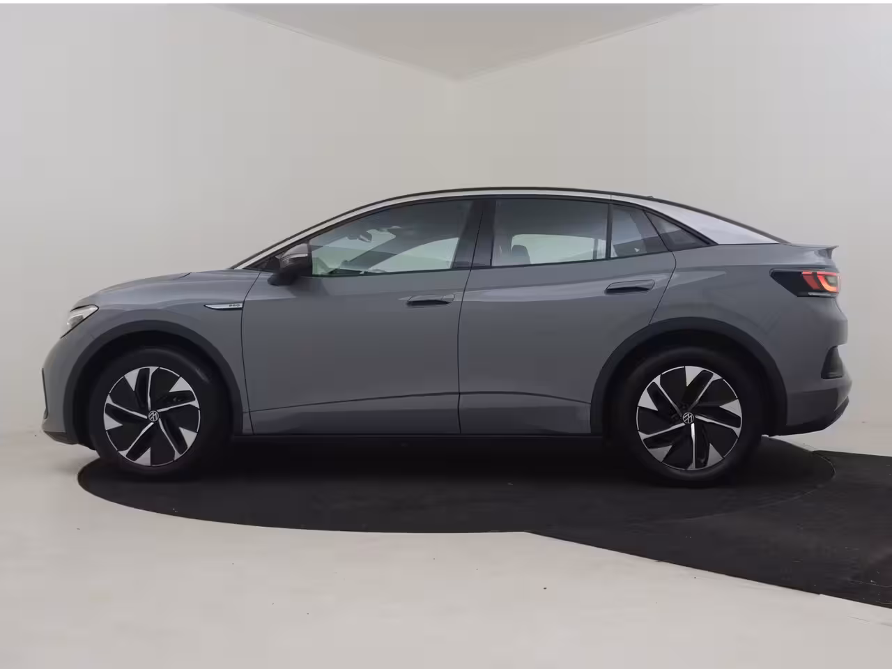 Volkswagen ID.5 Pro 77 kWh l Adaptief cruise control | SOH 98% | App Connect | Navigatie | Stoel/stuurverw