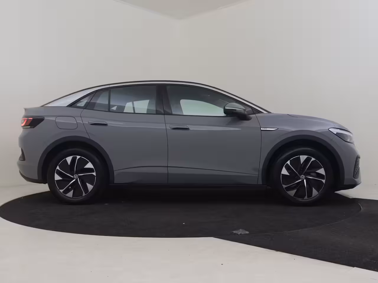 Volkswagen ID.5 Pro 77 kWh l Adaptief cruise control | SOH 98% | App Connect | Navigatie | Stoel/stuurverw