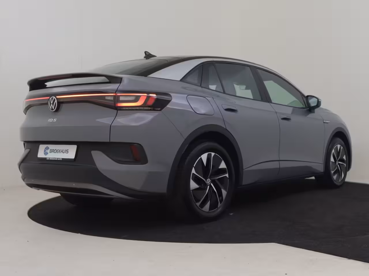 Volkswagen ID.5 Pro 77 kWh l Adaptief cruise control | SOH 98% | App Connect | Navigatie | Stoel/stuurverw