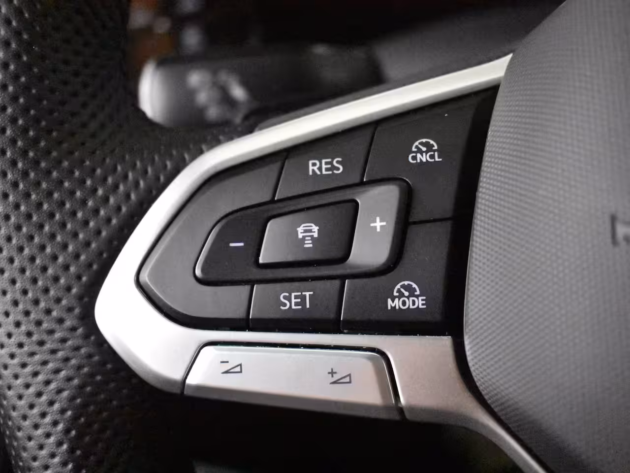 Volkswagen Golf 1.5 eHybrid GTE 272PK DSG/AUTO | Camera | IQ Light l Elektr. Trekhaak | Parkeerassistent |