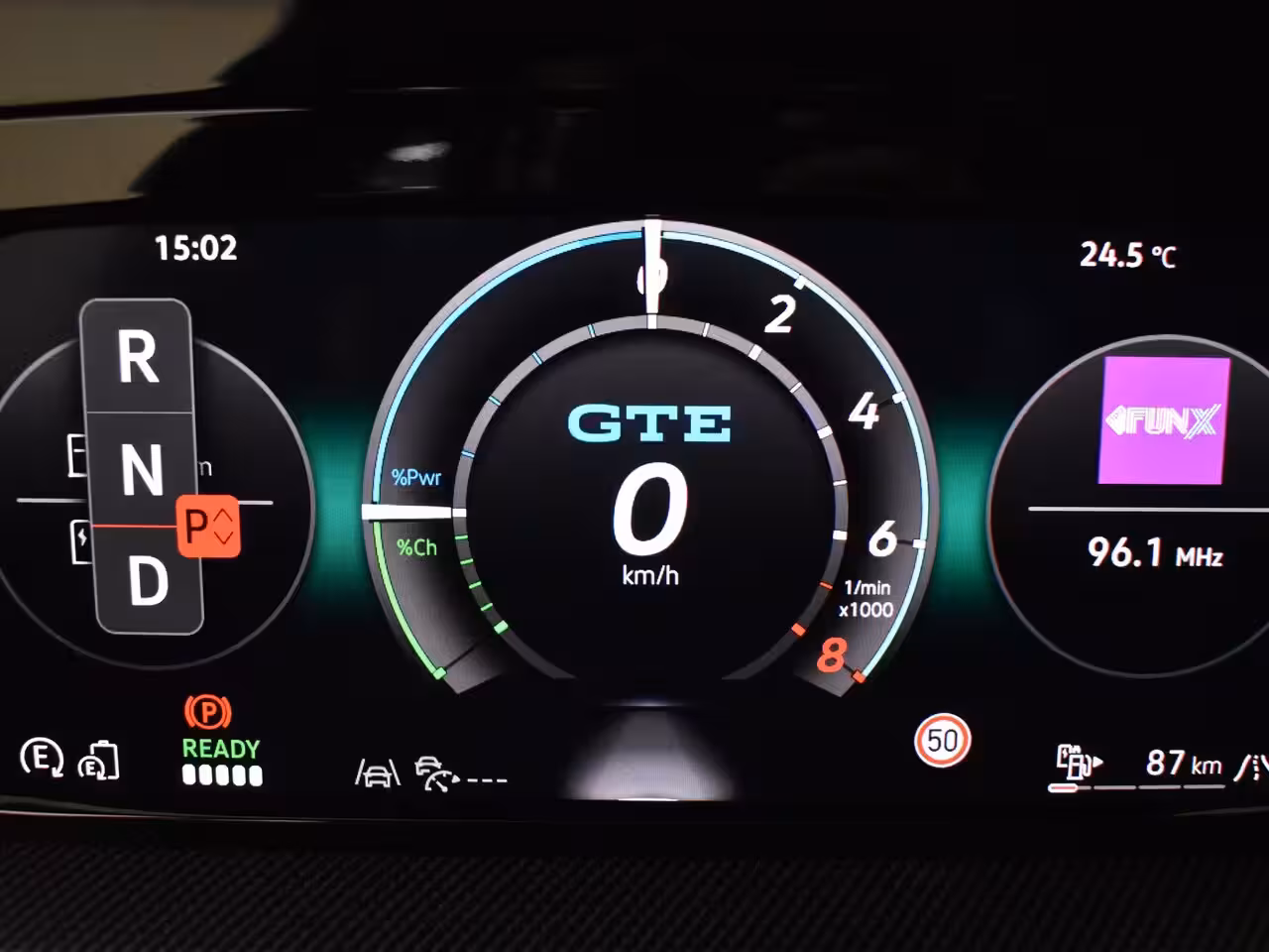 Volkswagen Golf 1.5 eHybrid GTE 272PK DSG/AUTO | Camera | IQ Light l Elektr. Trekhaak | Parkeerassistent |