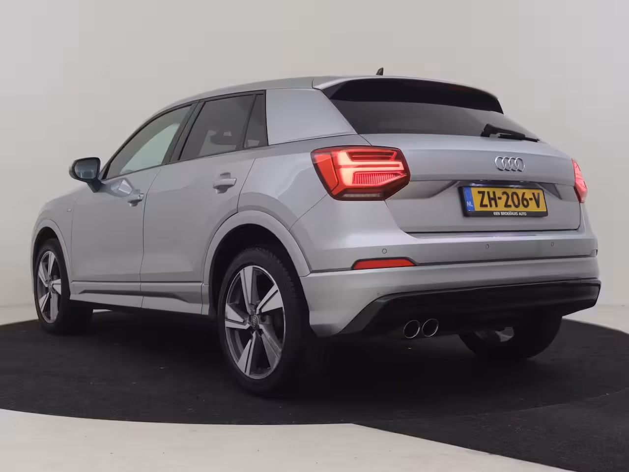 Audi Q2 35 TFSI CoD Sport S line Edition 150PK DSG/AUTO | Cr. control | Climate control | Parkeers