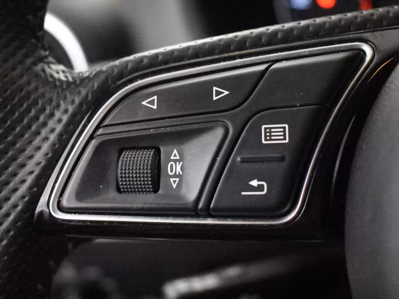 Audi Q2 35 TFSI CoD Sport S line Edition 150PK DSG/AUTO | Cr. control | Climate control | Parkeers