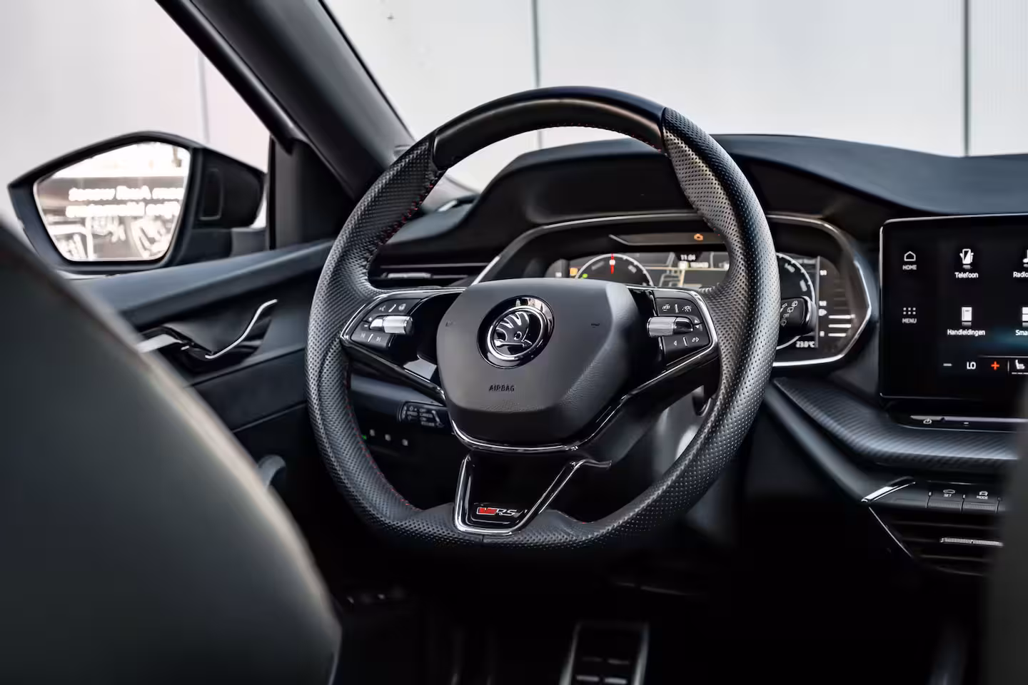 Skoda Octavia Combi 1.4 TSI RS iV PHEV Business 245PK DSG/AUTO | Elektr. Stoel incl MEmory l Head-up display |
