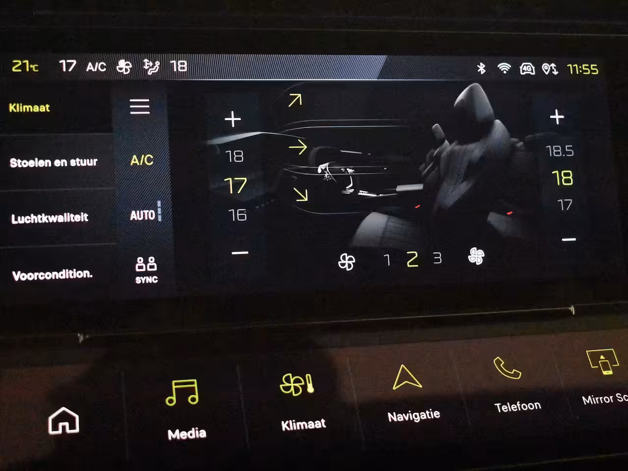 Peugeot E-308 Allure EV 54 kWh | 1e eigenaar | Apple carplay | Achteruitrijcamera | Keyless | Navigatie