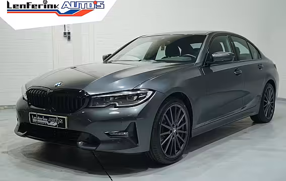 BMW 3-serie 320i Sport Line Led koplampen Apple Carplay Leder Memory Stoelverwarming 1e Eigenaar NAP