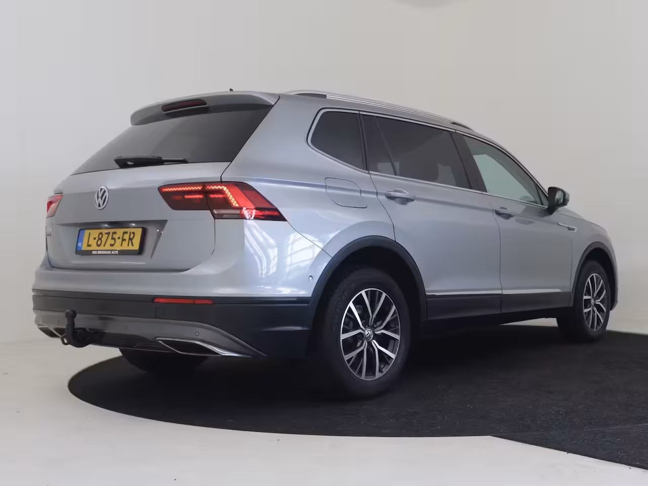 Volkswagen Tiguan Allspace 1.5 TSI Comfortline Business 150PK DSG/AUTO | Trekhaak uitklapbaar | Achteruitrijcamera |