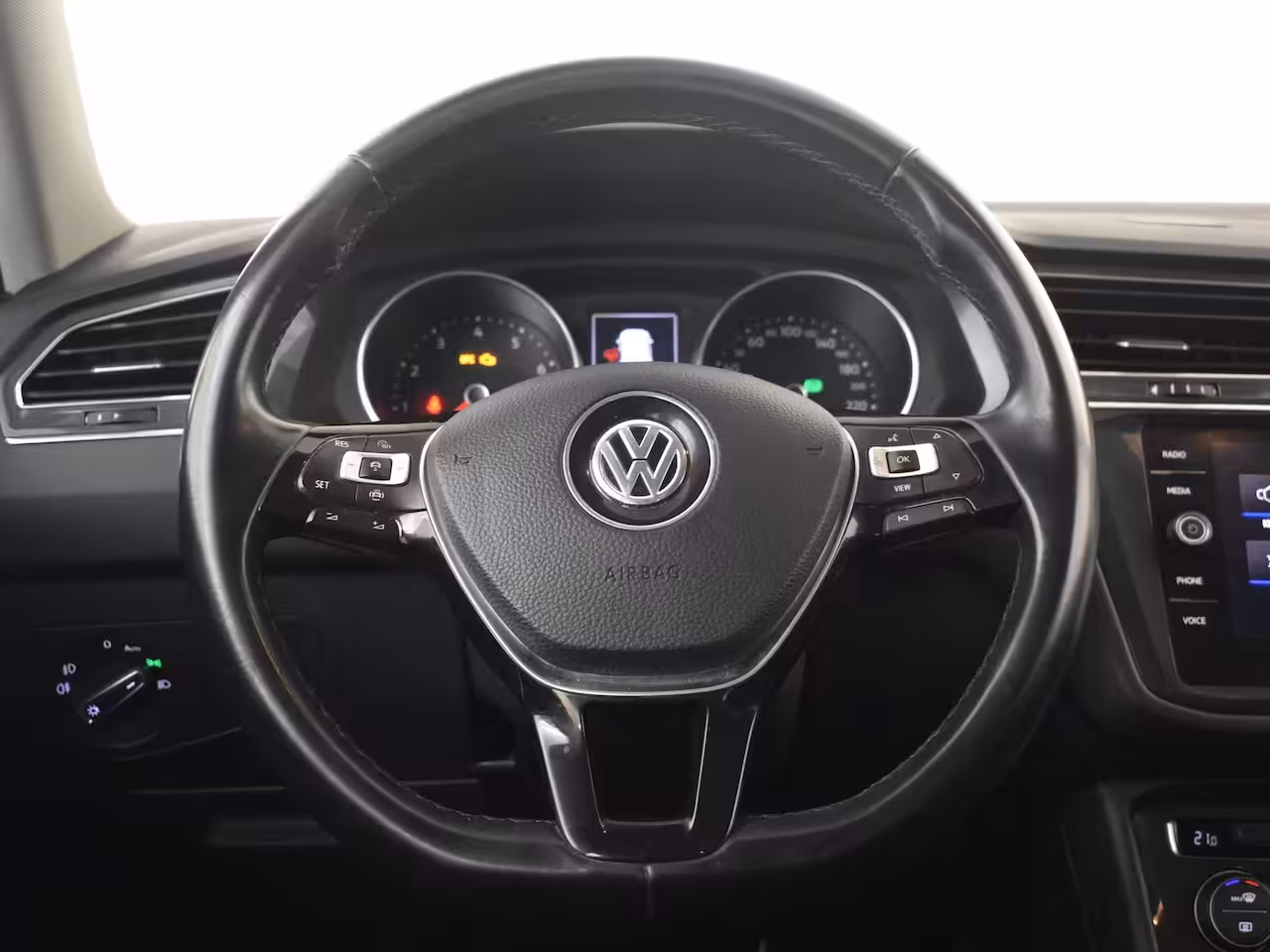 Volkswagen Tiguan Allspace 1.5 TSI Comfortline Business 150PK DSG/AUTO | Trekhaak uitklapbaar | Achteruitrijcamera |