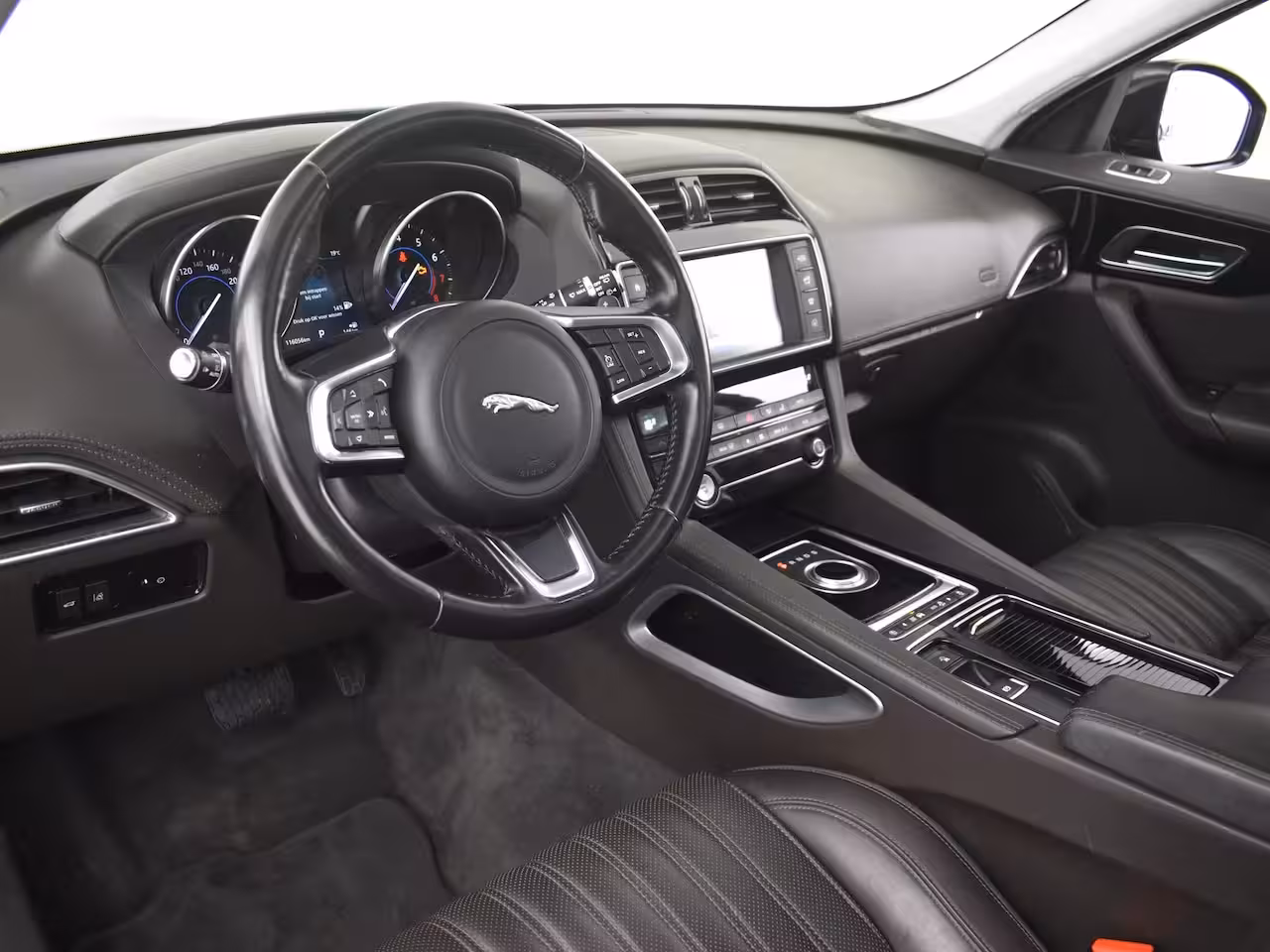 Jaguar F-Pace 2.0 Portfolio AWD 30t 300pk AUTO | Lederen bekleding | Elektrisch verstelb. voorstoelen |