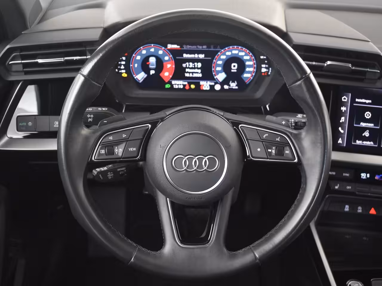 Audi A3 Limousine 35 TFSI Edition One 150PK DSG/AUTO | Elektr. Stoel l Camera | Cruise control adaptief | Ke