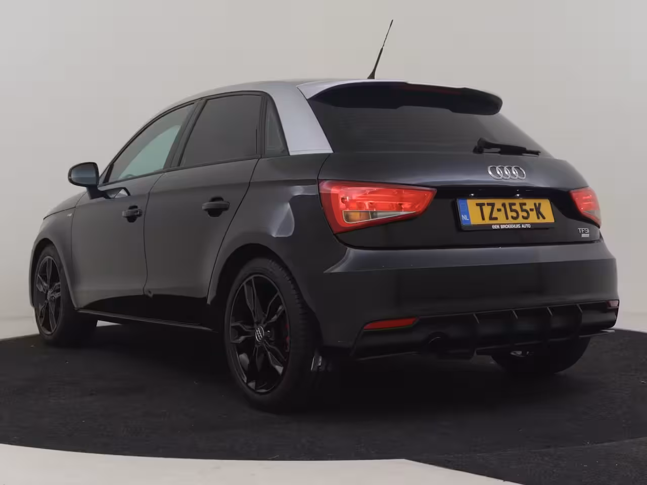 Audi A1 Sportback 1.0 TFSI S-Line Advance Sport 95Pk l Stoelverwarming l Auto. Airco | Navigatie | Cruise co