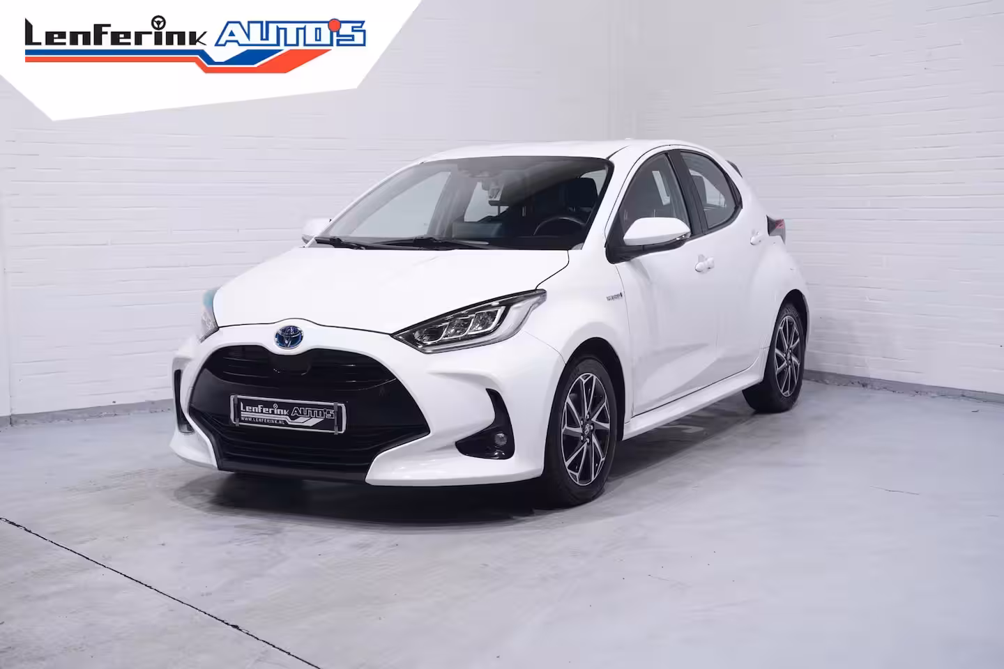 Toyota Yaris 1.5 Hybrid Dynamic NAP 1e eigenaar Camera Navigatie DAB Clima Electrisch-pakket
