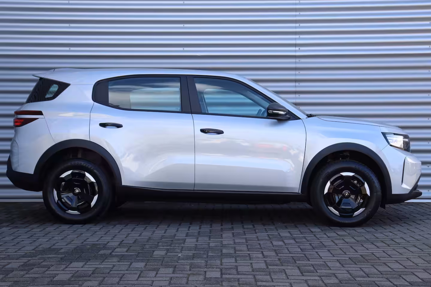 Opel Frontera ELECTRIC 44KWH 113PK EDITION AUTOMAAT / AIRCO / LED / PDC / BLUETOOTH / CRUISECONTROL / 1E