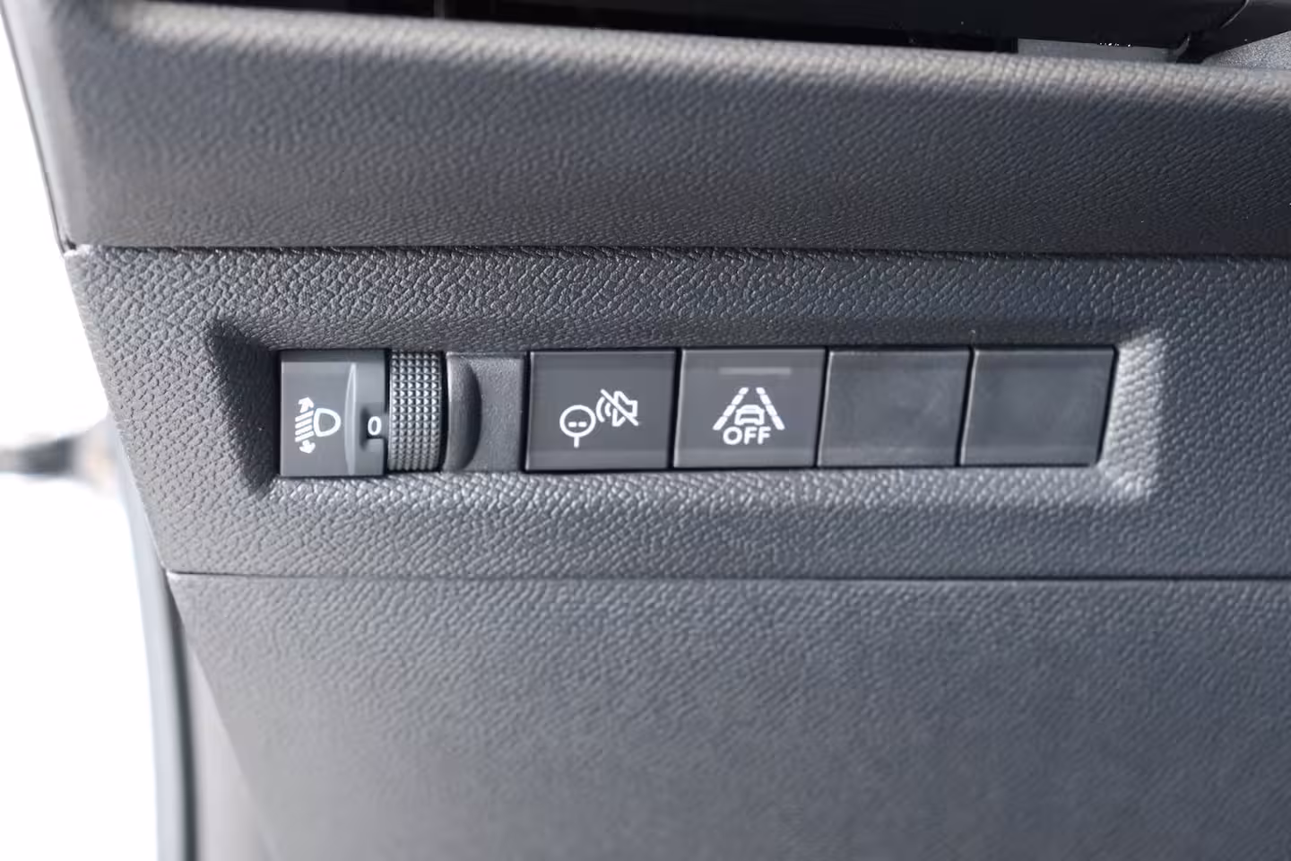 Opel Frontera ELECTRIC 44KWH 113PK EDITION AUTOMAAT / AIRCO / LED / PDC / BLUETOOTH / CRUISECONTROL / 1E