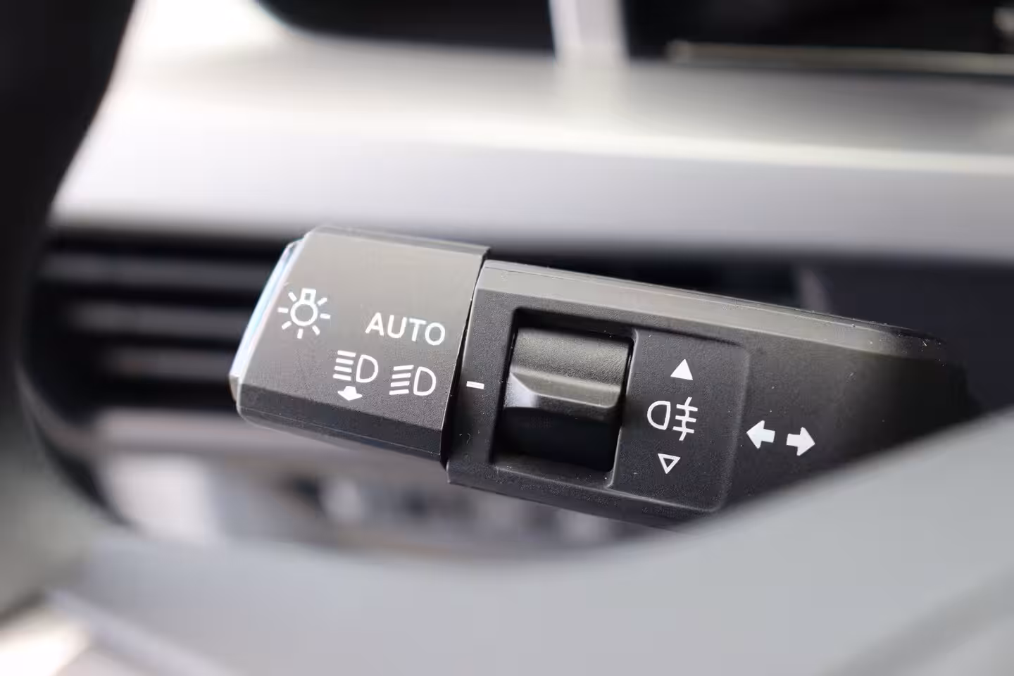 Opel Frontera ELECTRIC 44KWH 113PK EDITION AUTOMAAT / AIRCO / LED / PDC / BLUETOOTH / CRUISECONTROL / 1E