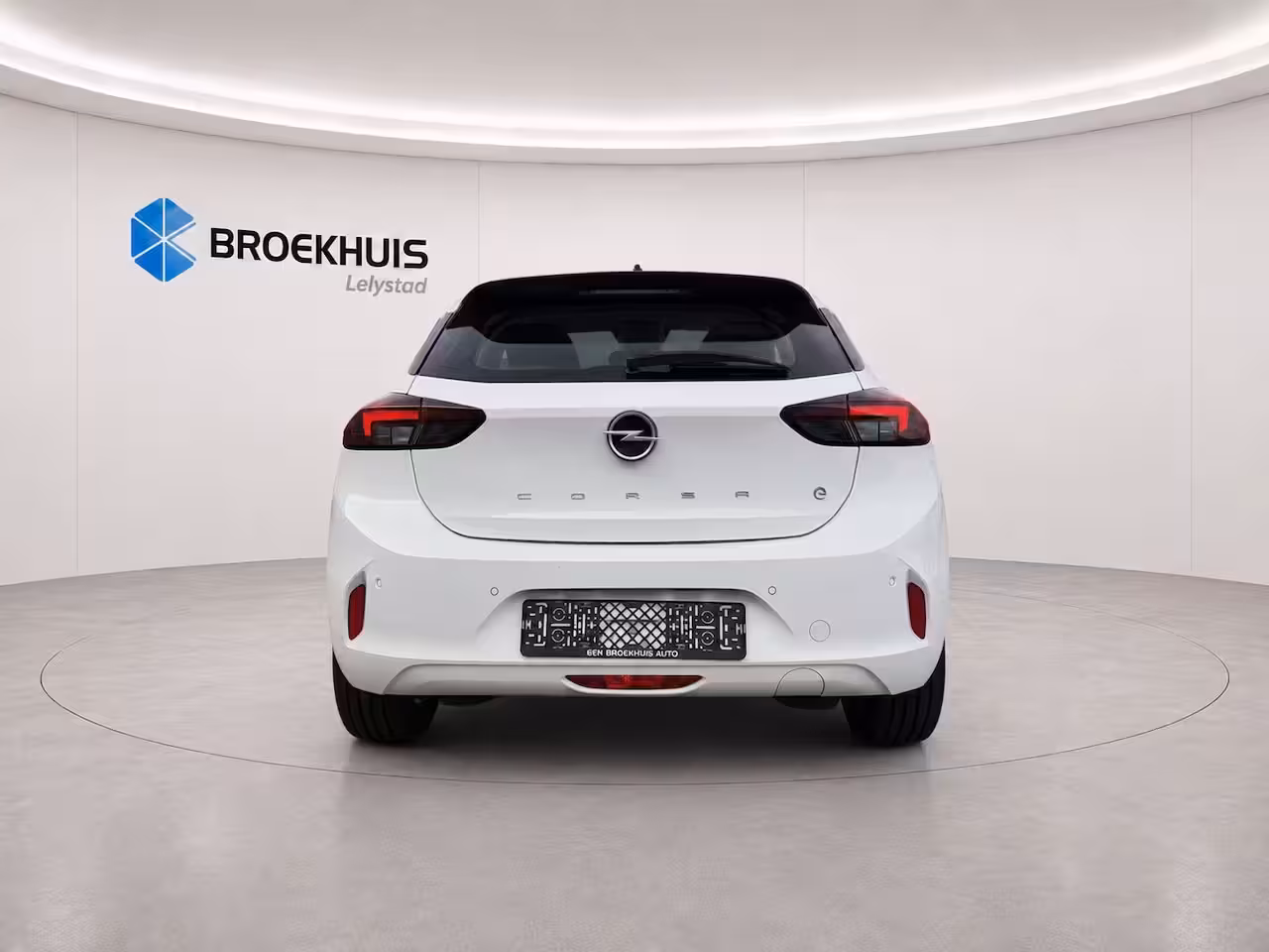 Opel Corsa Electric Corsa-e 50KWH 136PK BUSINESS EDITION SOH 100% / NAVI / CLIMA / LED / PDC / CAMERA / KEYLES