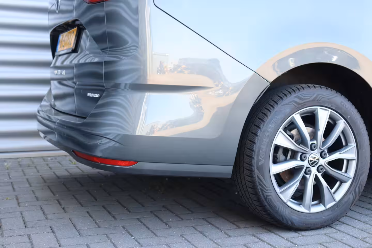Volkswagen Multivan 1.4 e-HYBRID 217PK L2 7-ZITS BUSINESS LIFE SOH 98, 13% / NAVI / CLIMA / FULL-LED / PDC / 1