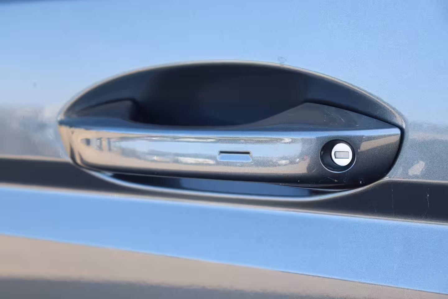 Volkswagen Multivan 1.4 e-HYBRID 217PK L2 7-ZITS BUSINESS LIFE SOH 98, 13% / NAVI / CLIMA / FULL-LED / PDC / 1