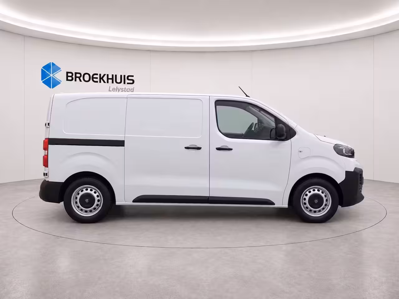 Peugeot e-Expert EV L2H1 75KWH 136PK SOH 96, 13% / NAVI / AIRCO / LED / PDC / CAMERA / APPLE CARPLAY / 1E E