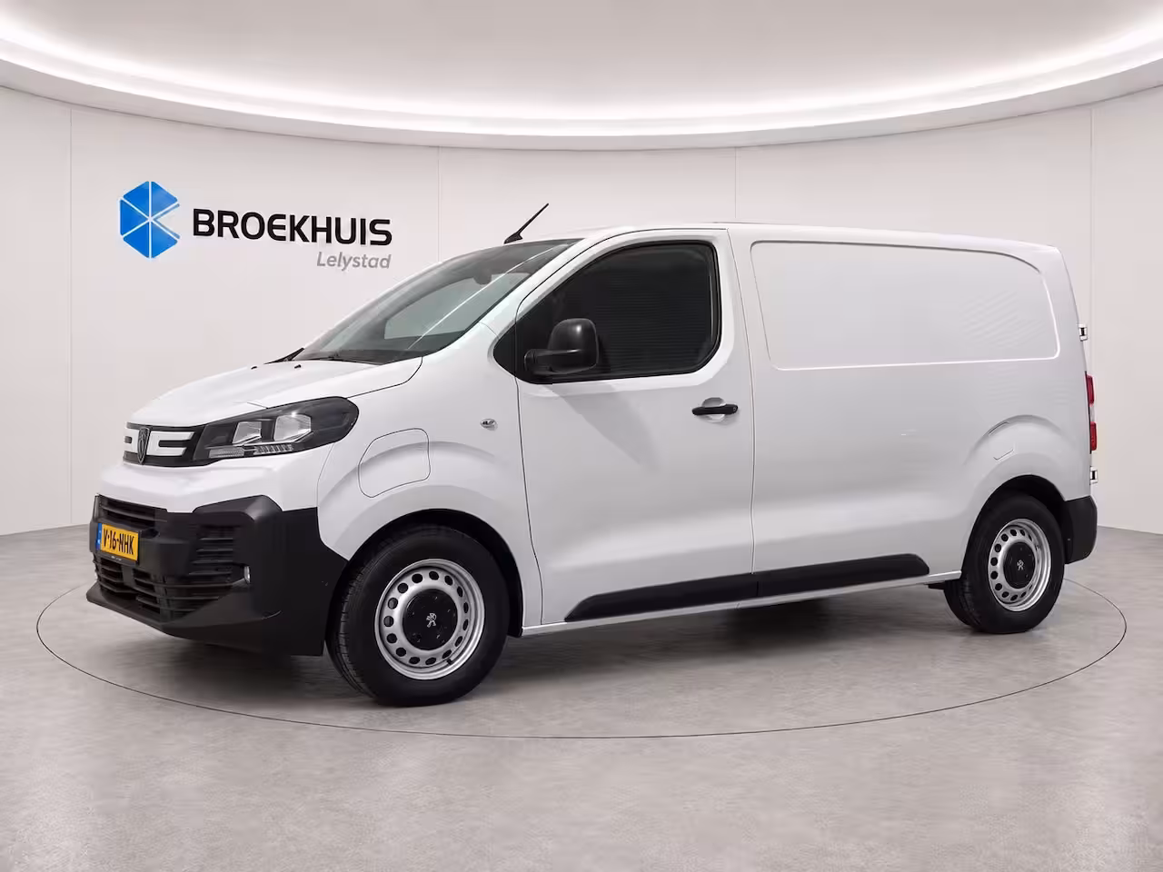 Peugeot e-Expert EV L2H1 75KWH 136PK SOH 96, 13% / NAVI / AIRCO / LED / PDC / CAMERA / APPLE CARPLAY / 1E E