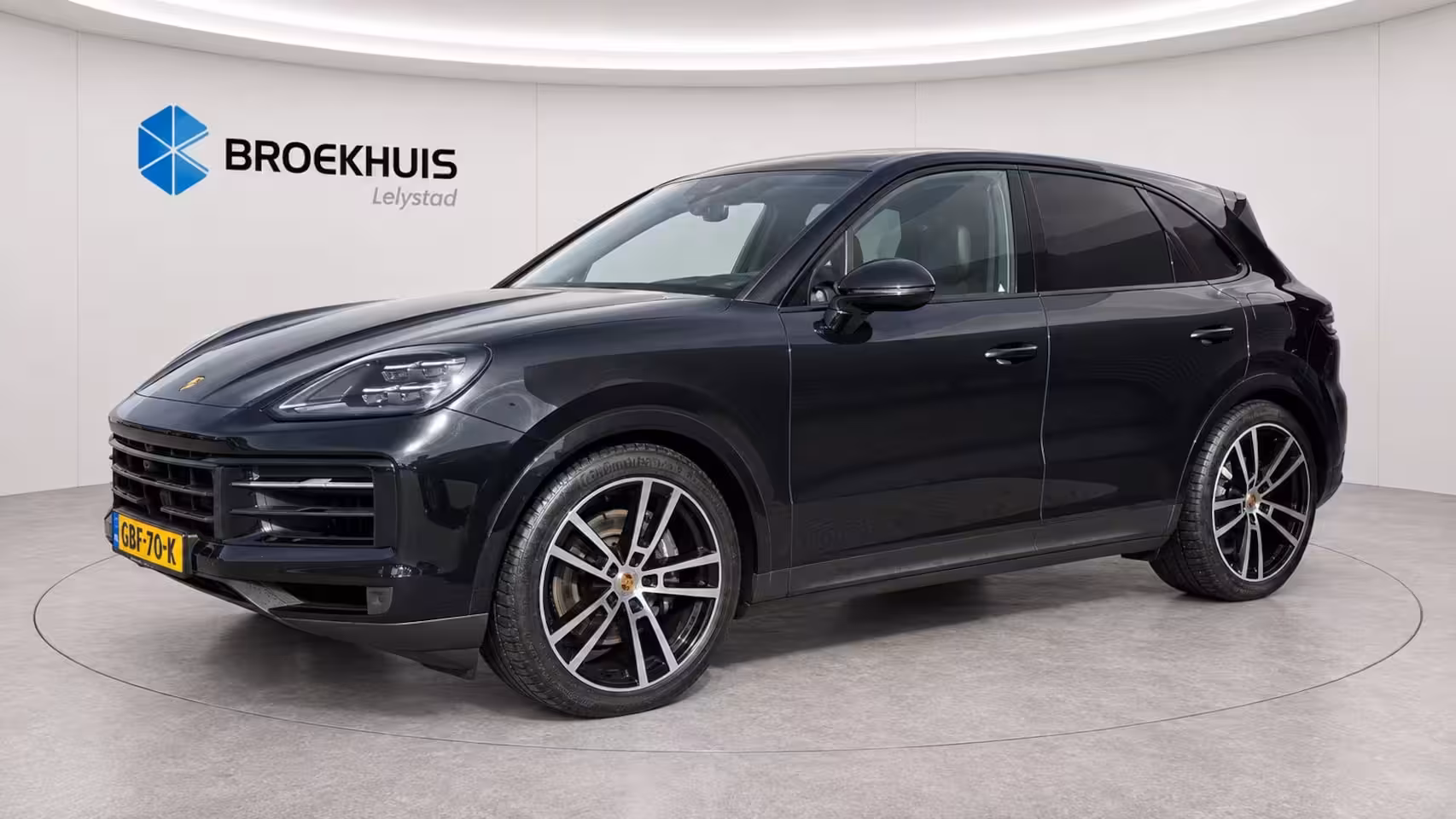 Porsche Cayenne 3.0 E-HYBRID 469PK / NAVI / LEDER / CLIMA / LED-MATRIX / 1E EIGENAAR / ORG. NL / BTW AUTO