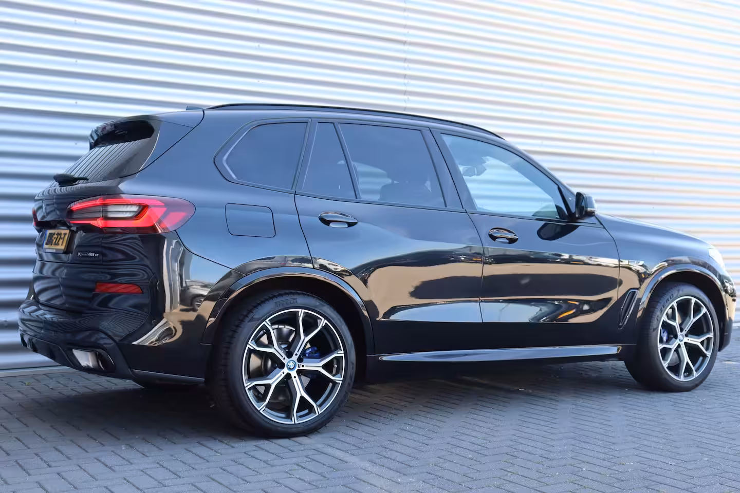 BMW X5 XDRIVE45E 394PK HIGH EXECUTIVE M-SPORT AUTOMAAT SOH 100% / NAVI / LEDER / FULL-LED / CLIMA