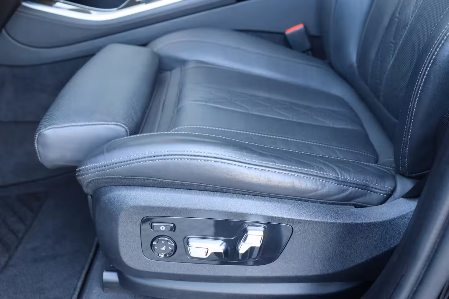BMW X5 XDRIVE45E 394PK HIGH EXECUTIVE M-SPORT AUTOMAAT SOH 100% / NAVI / LEDER / FULL-LED / CLIMA