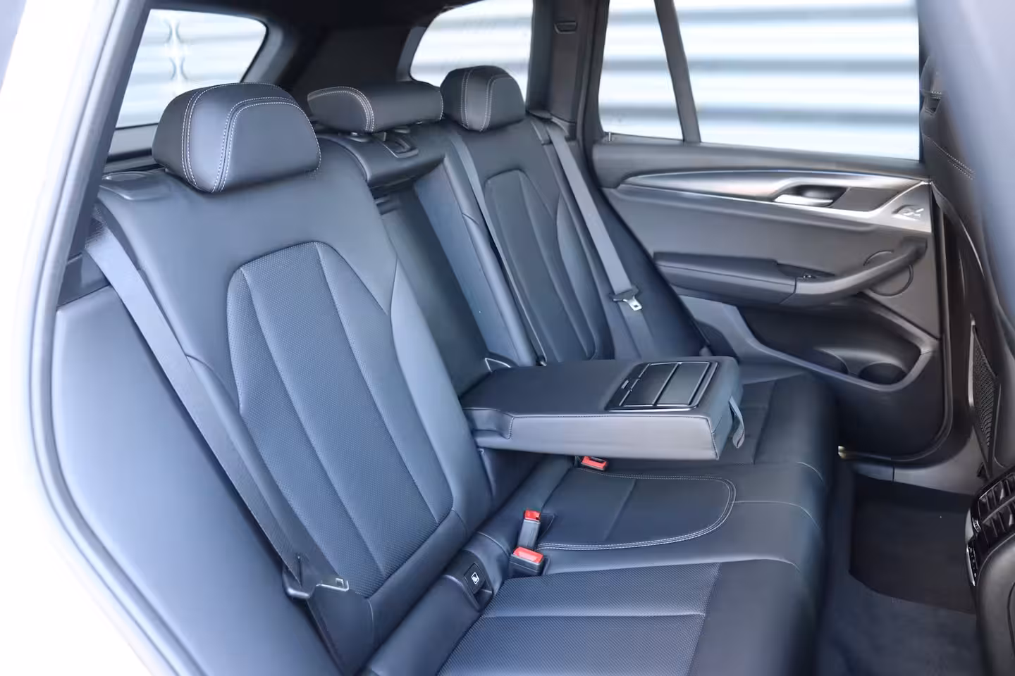 BMW X3 XDRIVE30e 292PK HIGH EXECUTIVE M-SPORT AUTOMAAT SOH 97% / NAVI / LEDER / FULL-LED / CLIMA